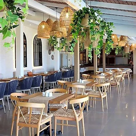La Marina Alanya 3*