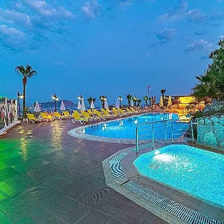 La Marina Alanya فندق ماهموتلار